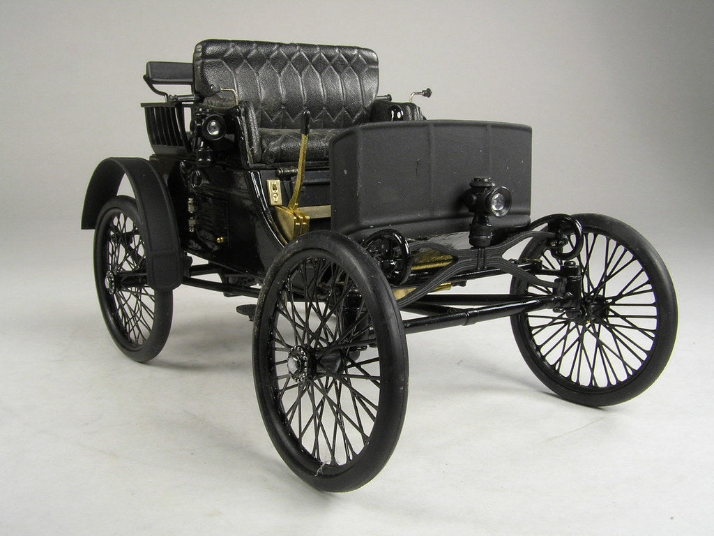 1899: Birth of the legendary Packard Motor Car Company